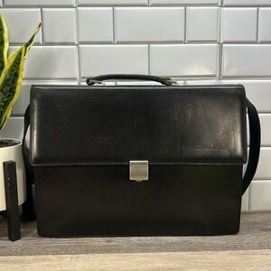*5123 Coach black leather briefcase